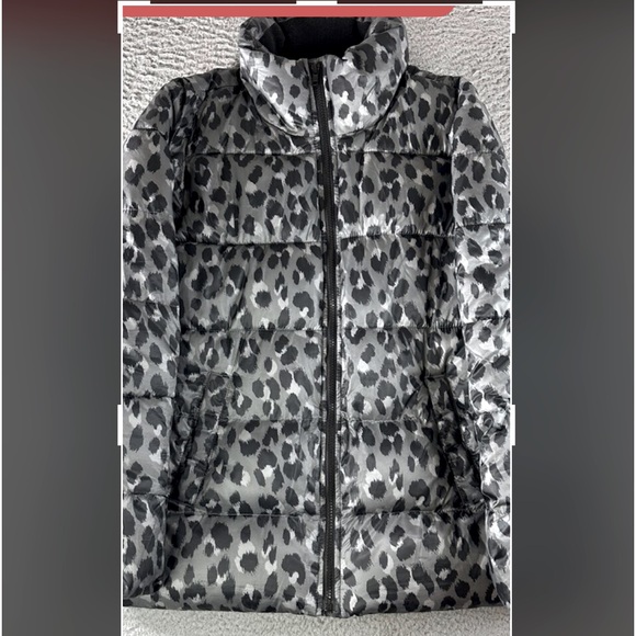 Old Navy animal print puffer size large - Picture 1 of 4